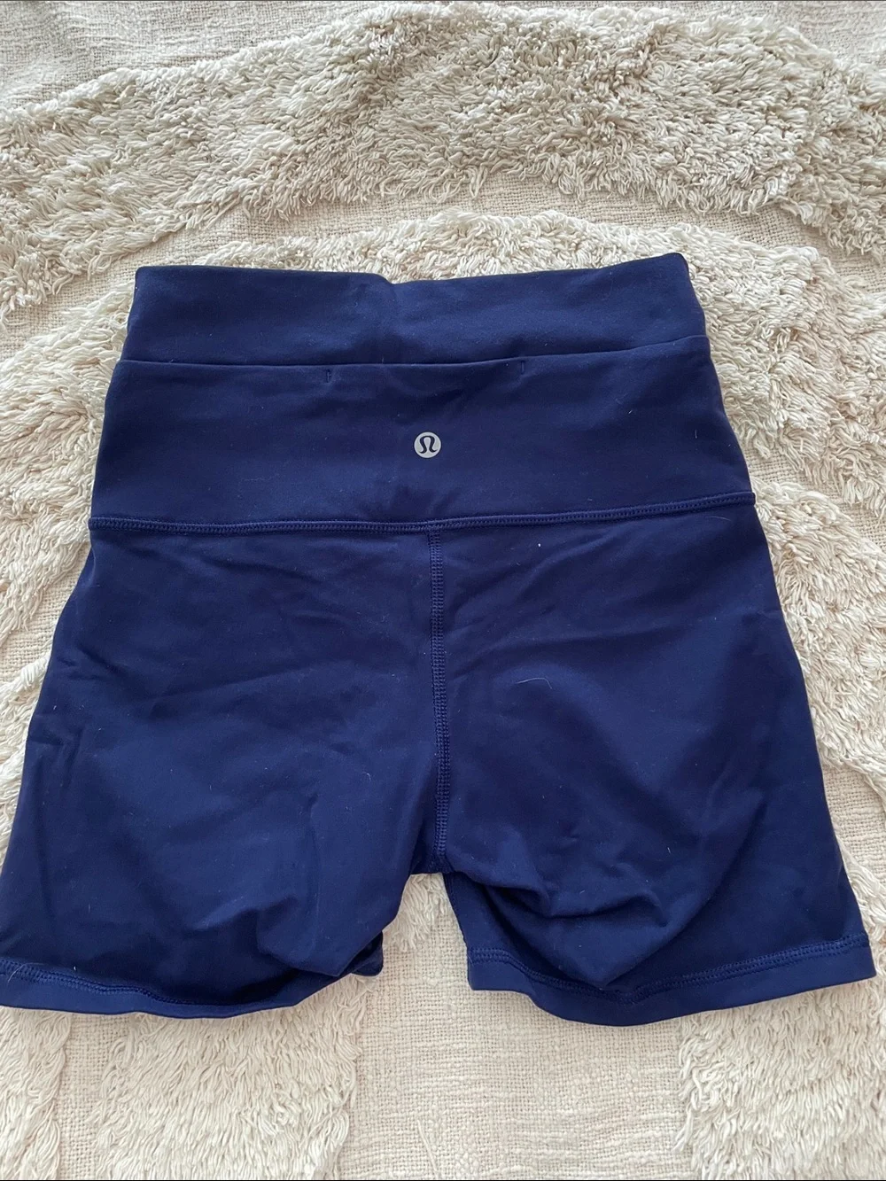 Lululemon Navy High-Rise Athletic Shorts size 4 LUON EUC